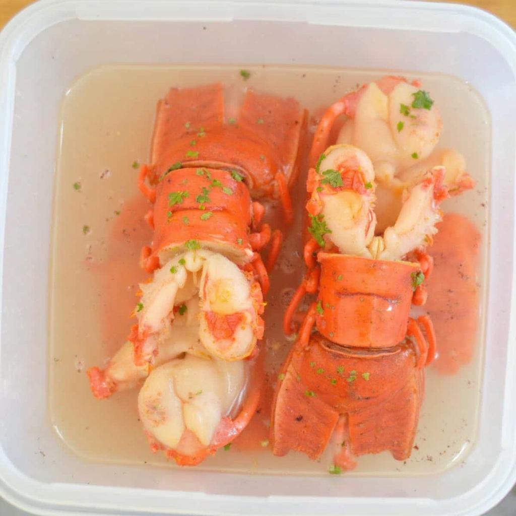 Brine Freezing Cooked Lobster Meat